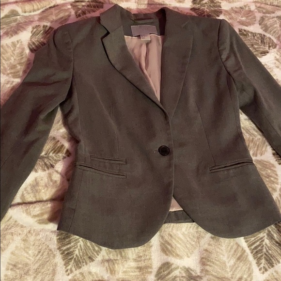 Blazer - Picture 2 of 5